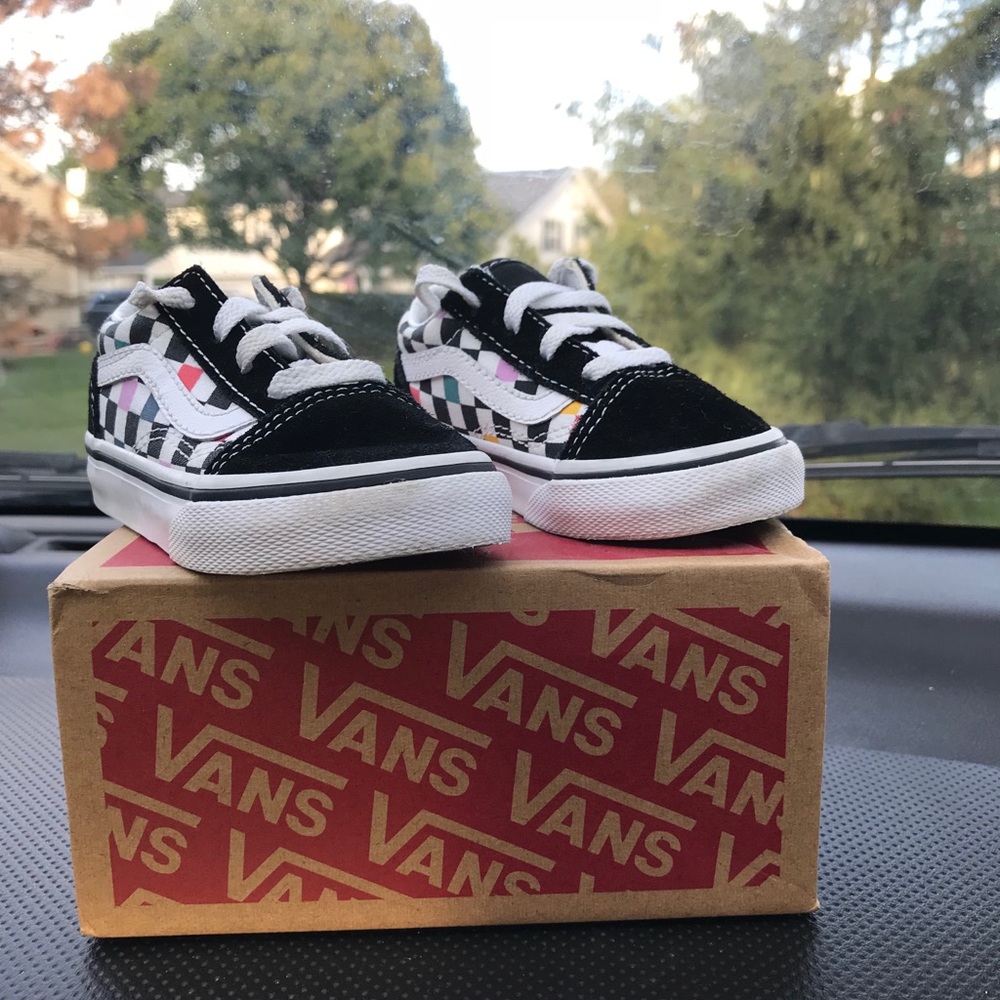 Vans Old Skool Party Checker Size 5c